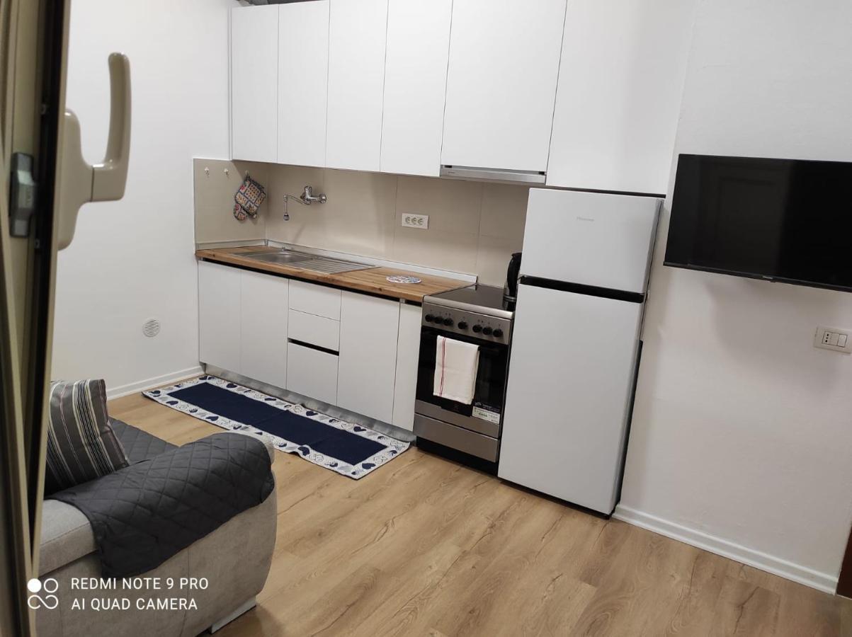 Edlira Apartments Durrës Buitenkant foto